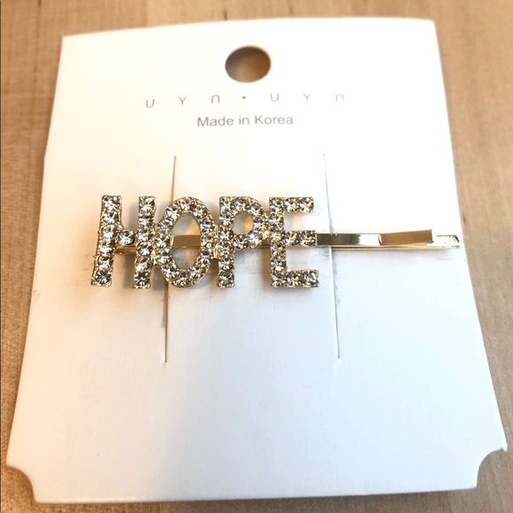 Rhinestone Fashion Bobby Pin - Picture 10 of 10